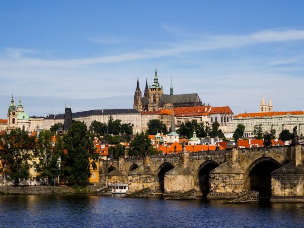 A view of Prague castle and the bridge